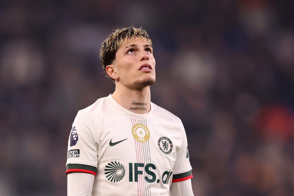 Roma, Aston Villa minaccia per Summerville: news su Garnacho
